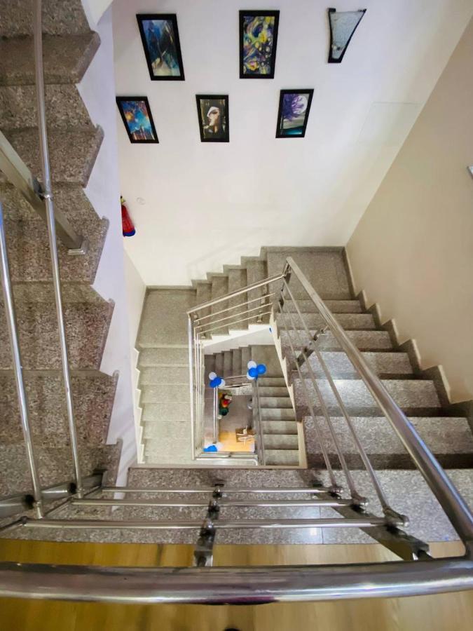 The Century Plaza Hotel Varanasi Exterior photo